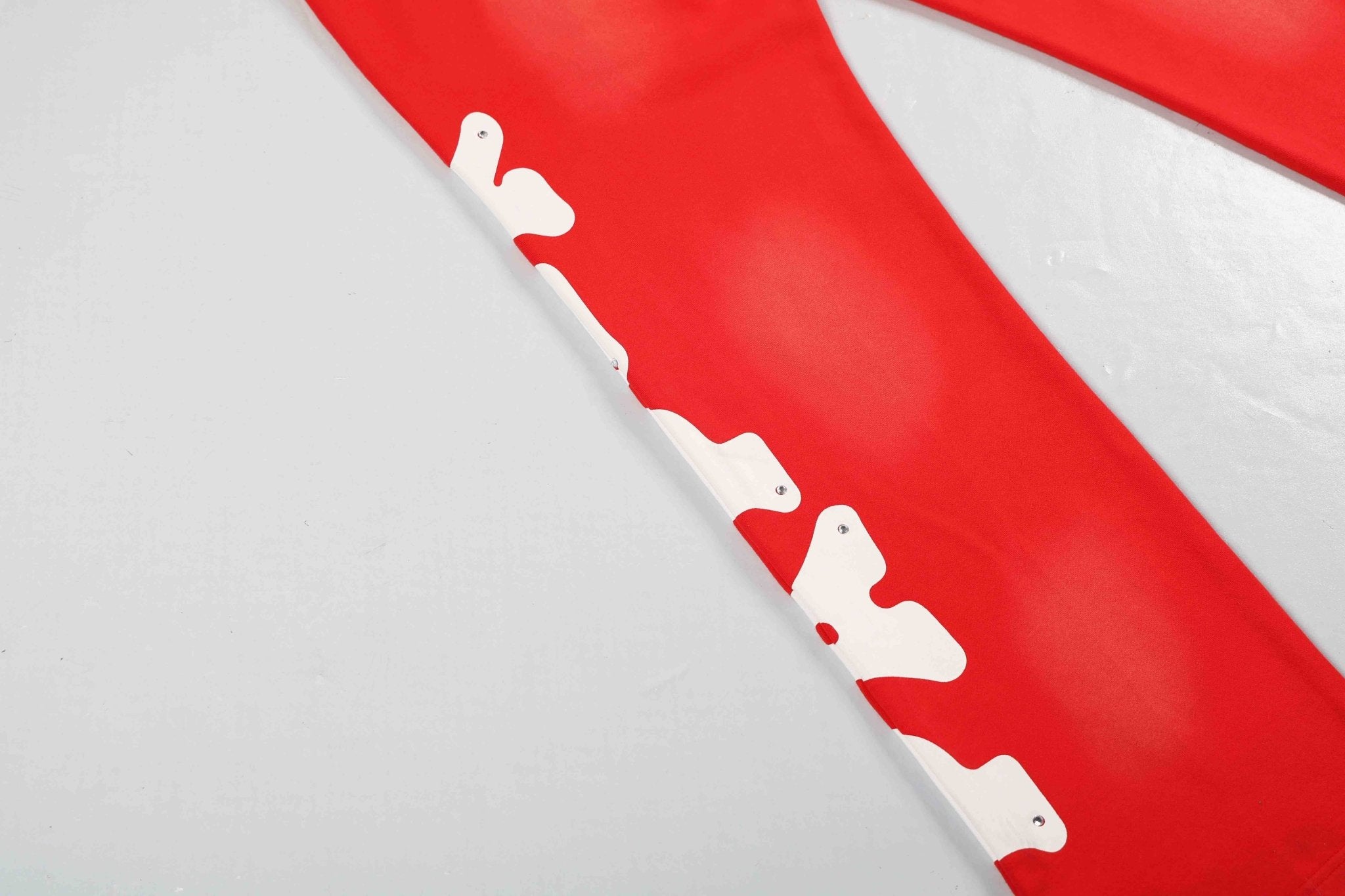 Paper Sweatpants | Red-11