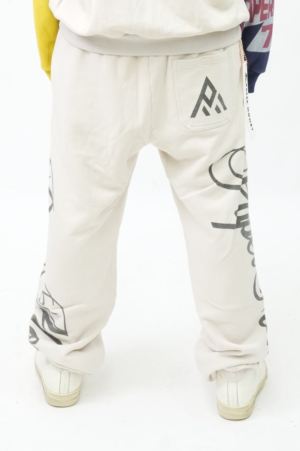 PM091P BORN FOR GLORY SWEATPANTS WHITE-3