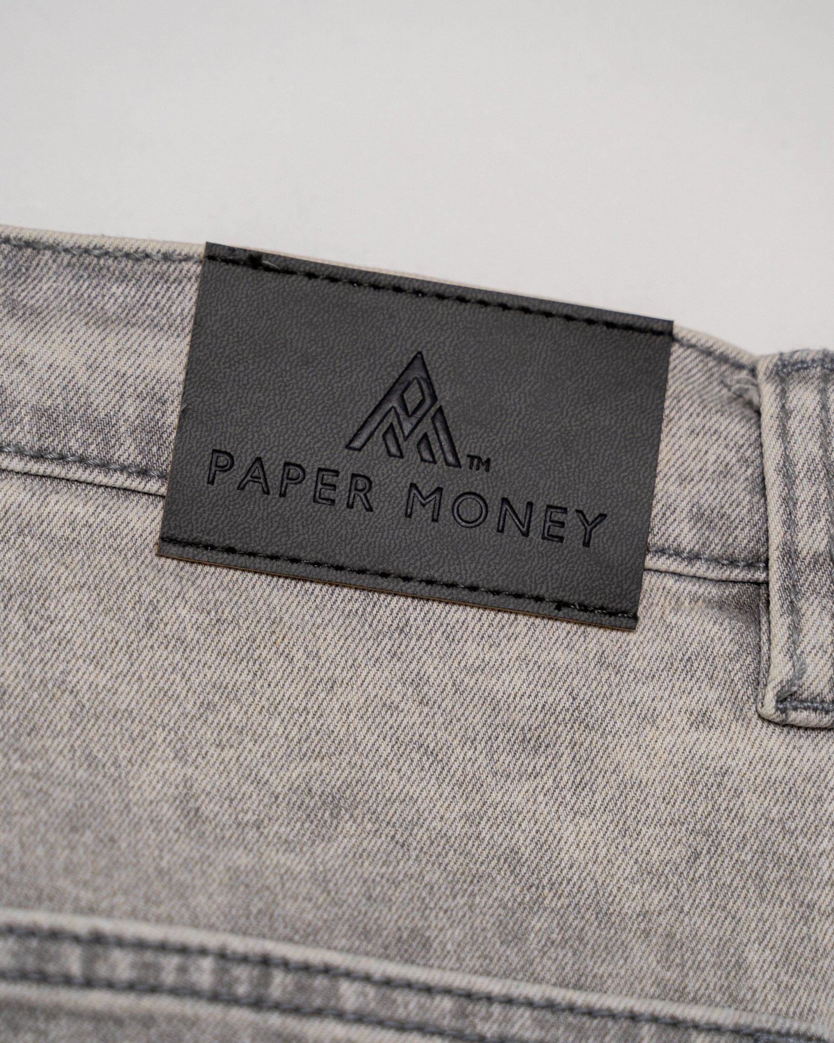 Currency Carpenter Grey