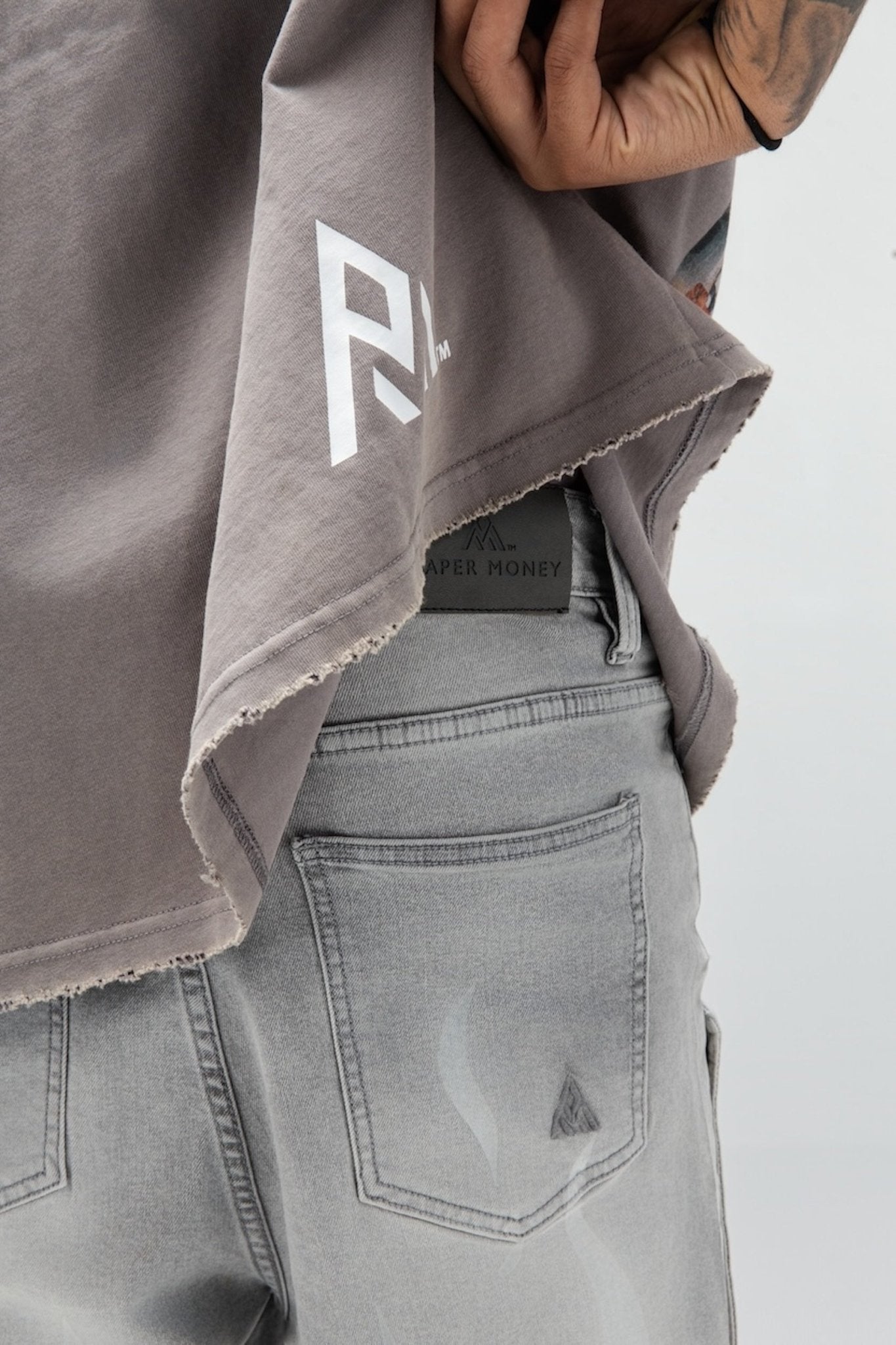 DUAL FLAMES SHORTS GREY-9