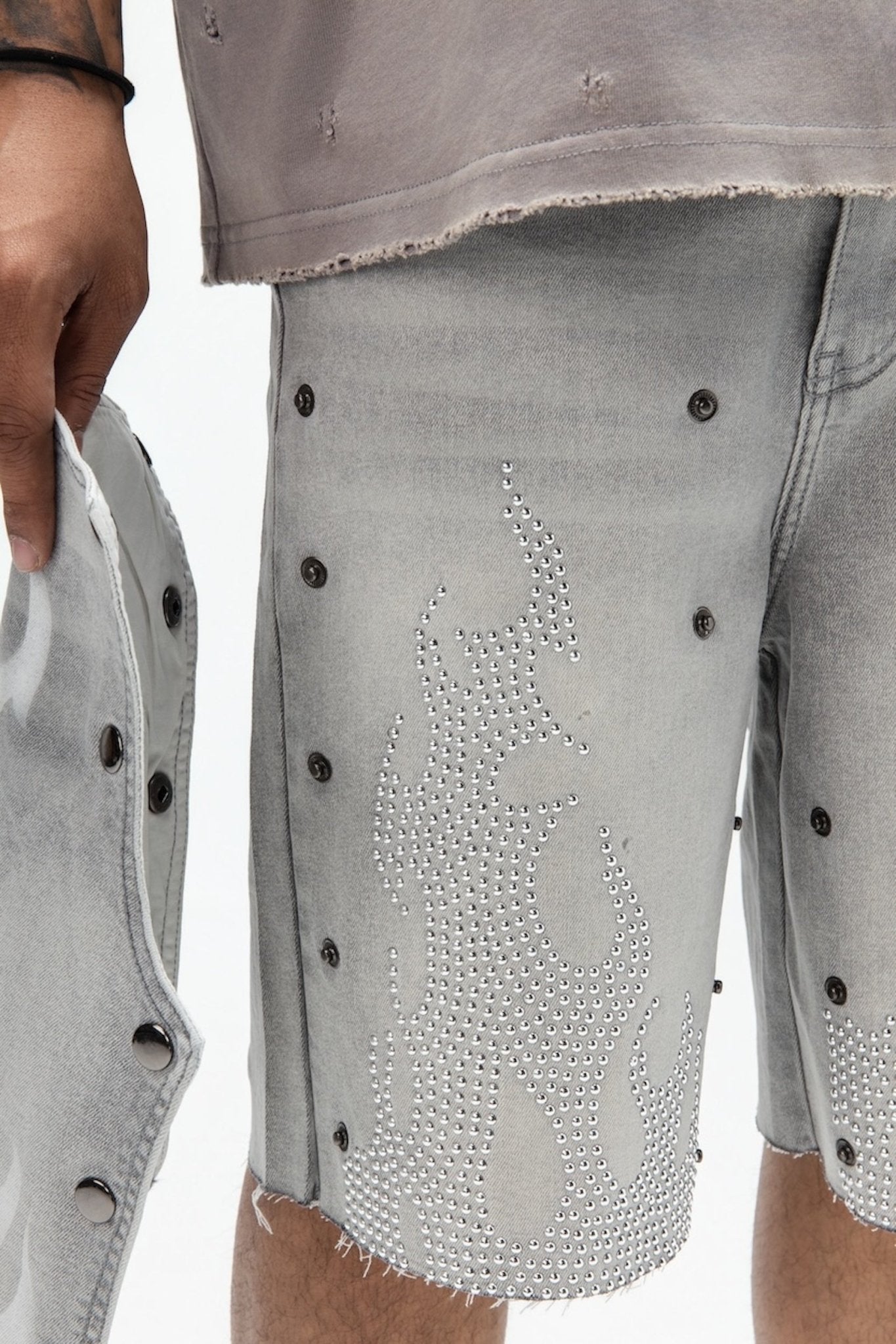 DUAL FLAMES SHORTS GREY-4