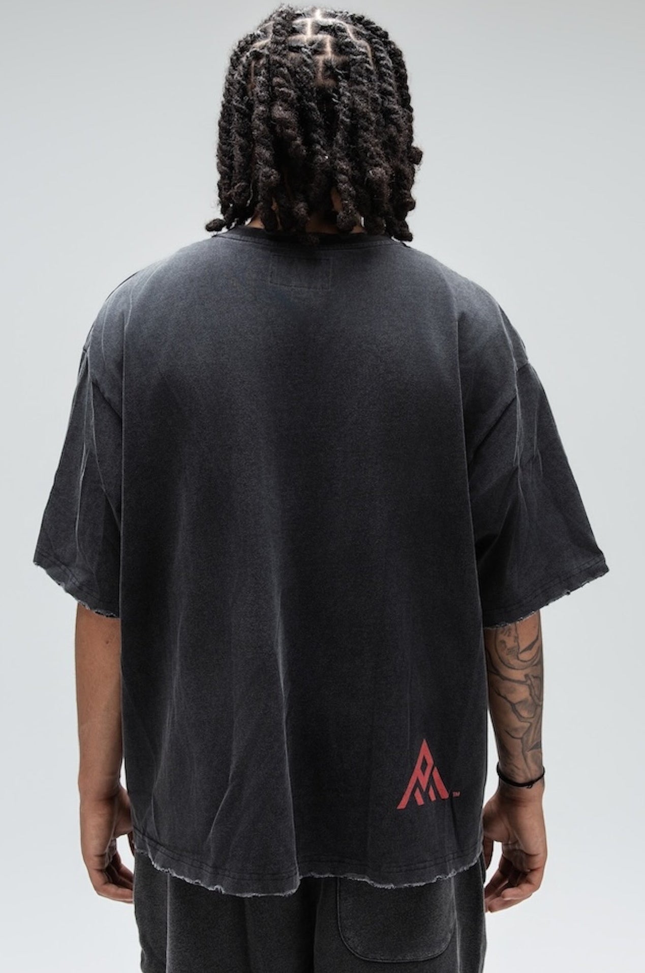 ILLUSION TEE-2