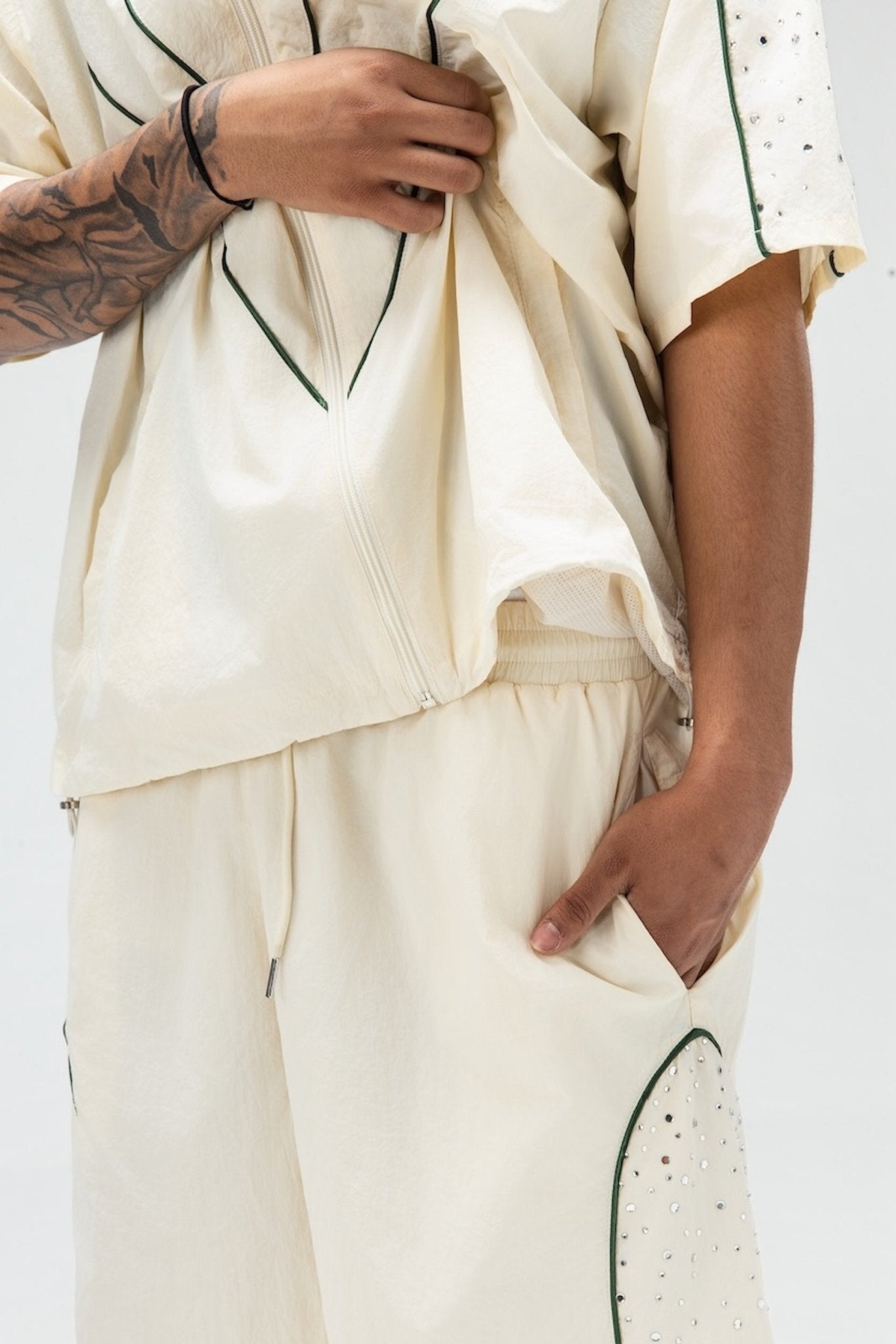 Apex Shorts Cream-4