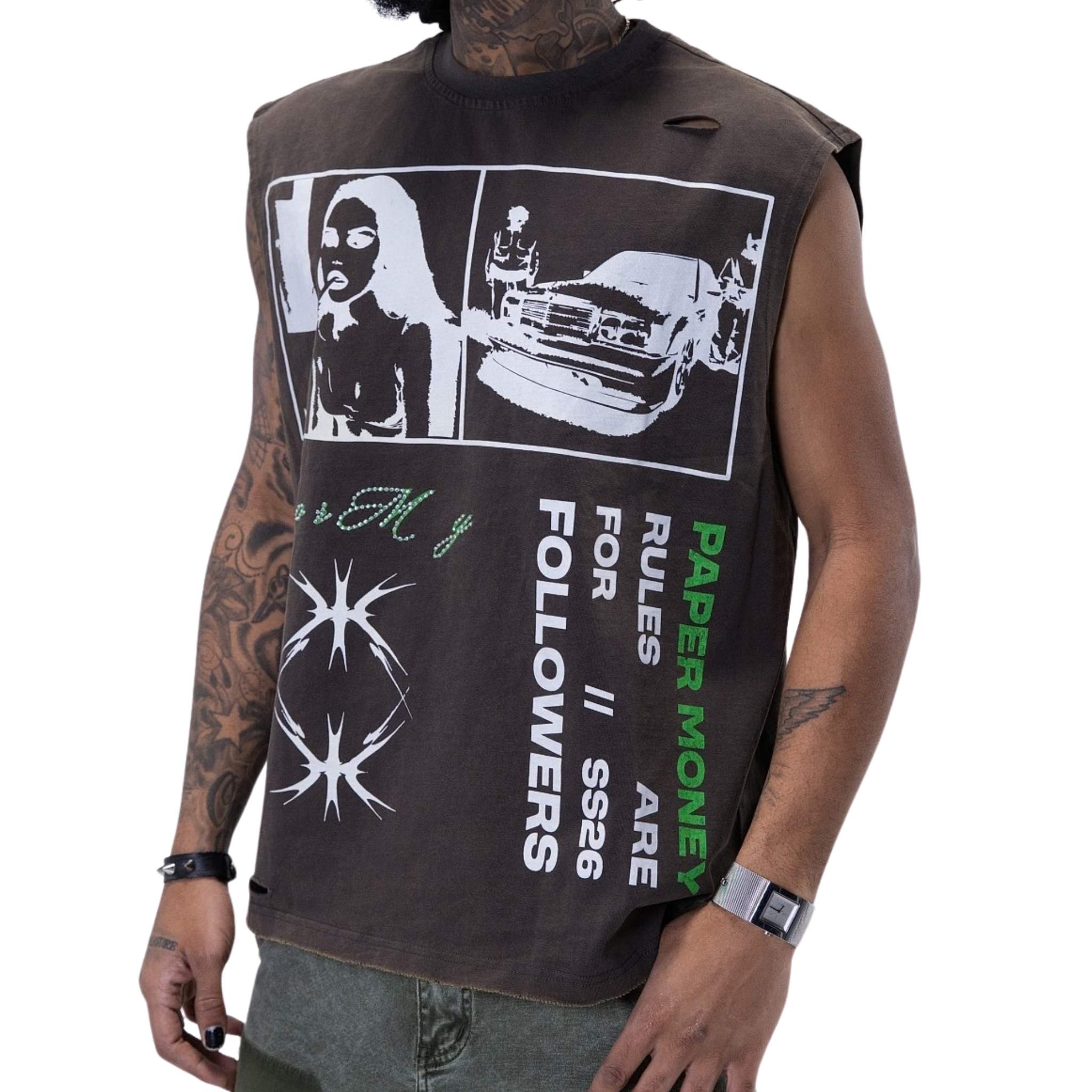 Men’s oversized graphic sleeveless t-shirt styled with streetwear outfit